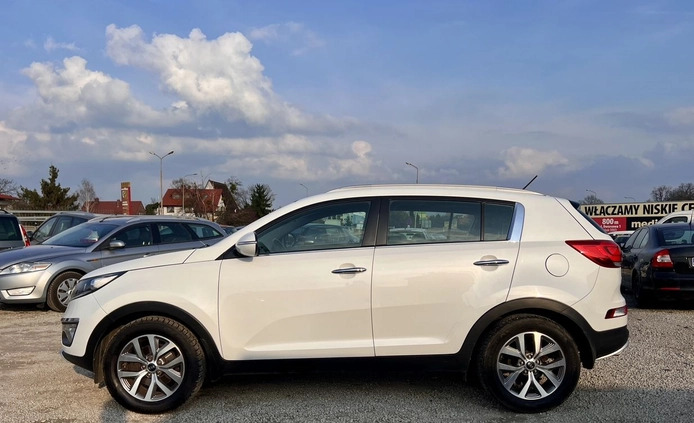 Kia Sportage cena 56850 przebieg: 99852, rok produkcji 2016 z Ciechanowiec małe 137